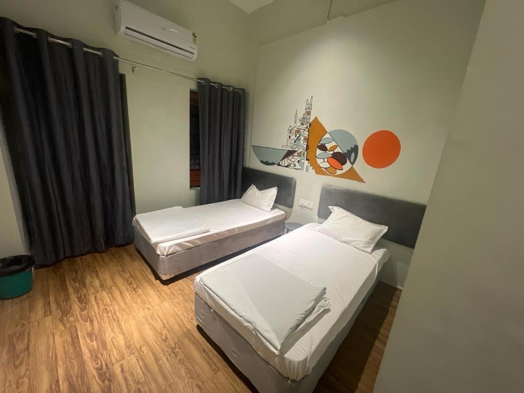 My Roomz Banaras Varanasi Esterno foto