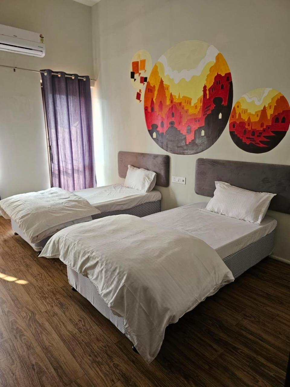 My Roomz Banaras Varanasi Esterno foto